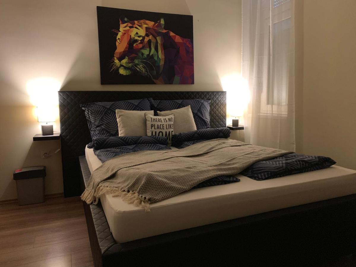 A Vendeghaz Hotell Miskolc Exteriör bild