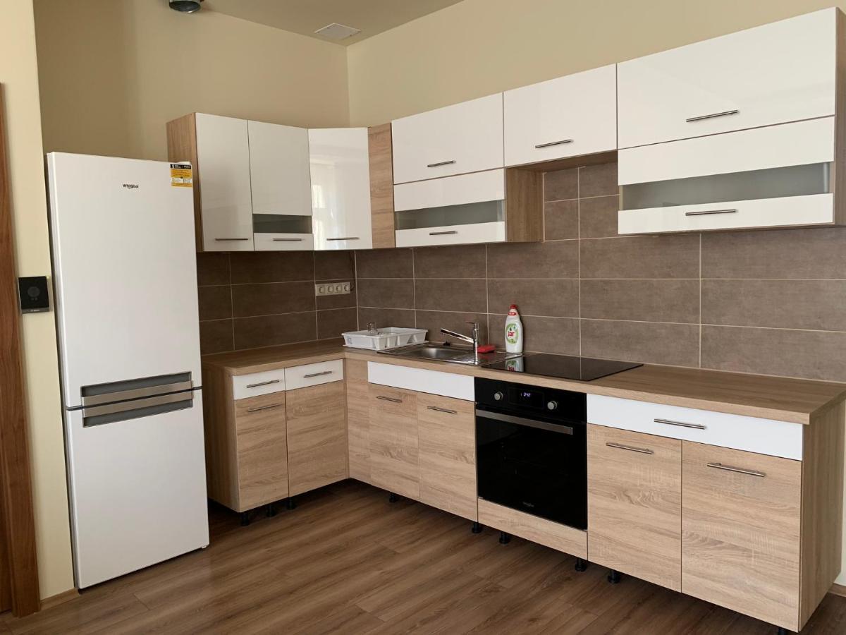 A Vendeghaz Hotell Miskolc Exteriör bild